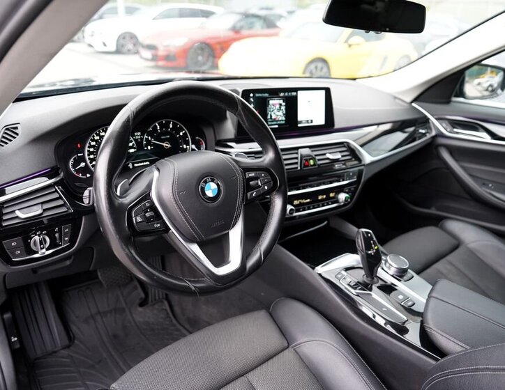 BMW Řada 5 24