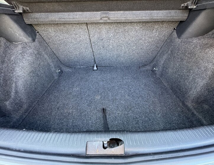 Volkswagen Golf Hatchback 2,0 l 81 kw