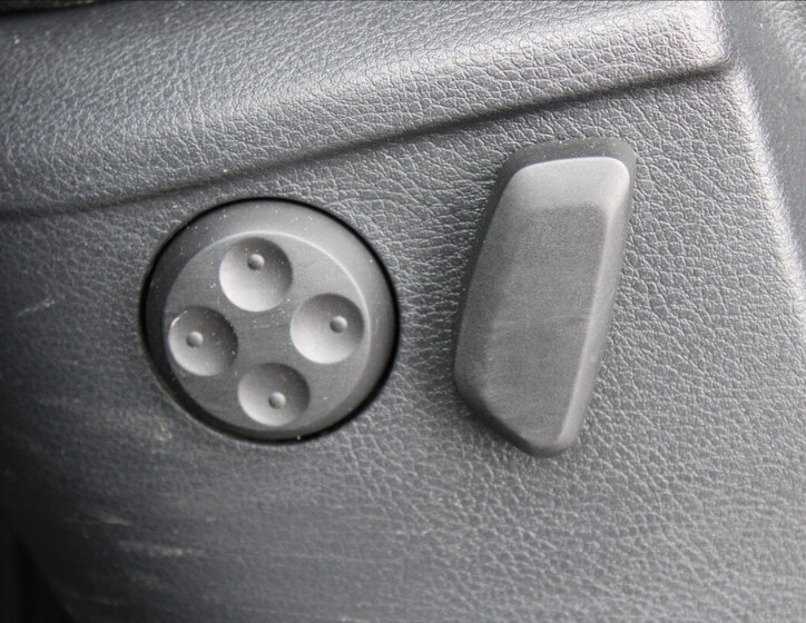 Volkswagen Sharan MPV 2,0 l 110 kw