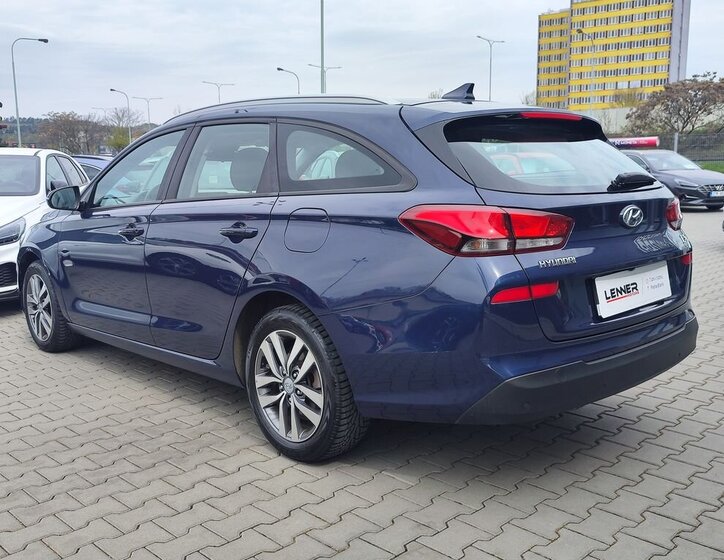 Hyundai i30 Kombi 998,0 88 kw