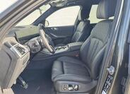 BMW X7 6