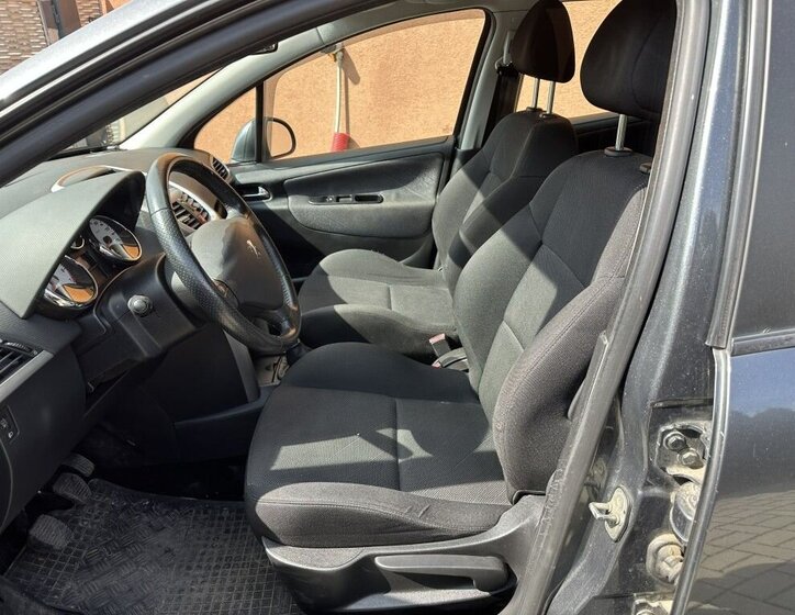 Peugeot 207 Kombi 1,6 l 88 kw