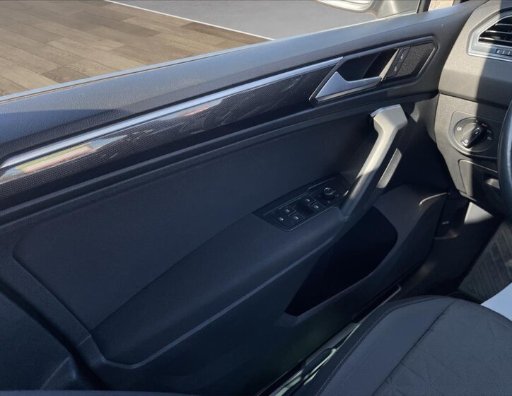 Volkswagen Tiguan SUV / Terénní 2,0 l 90 kw