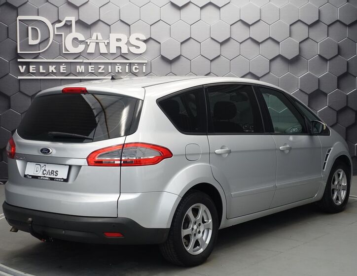 Ford S-MAX 4