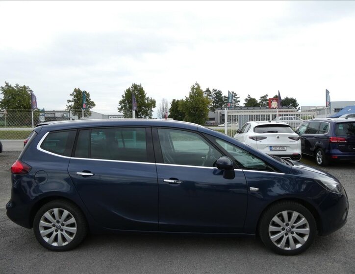 Opel Zafira MPV 2,0 l 121 kw