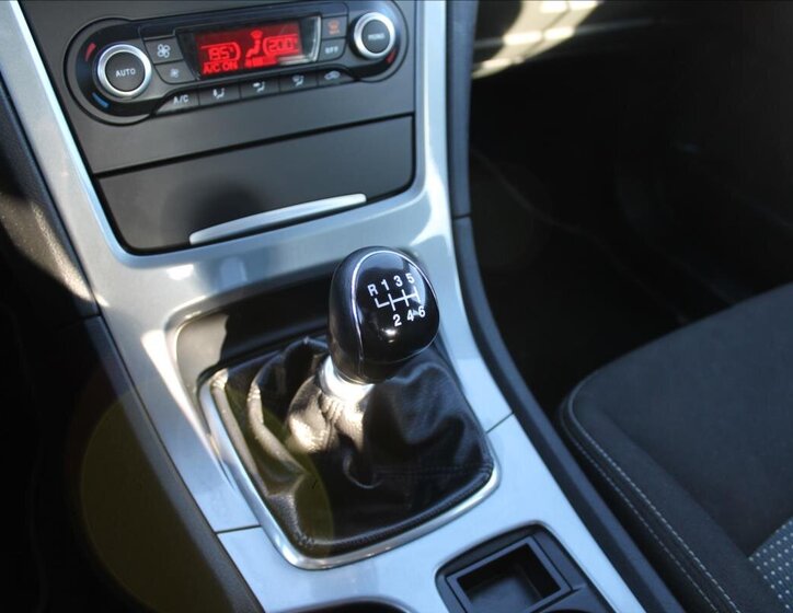 Ford Mondeo Liftback 2,0 l 85 kw