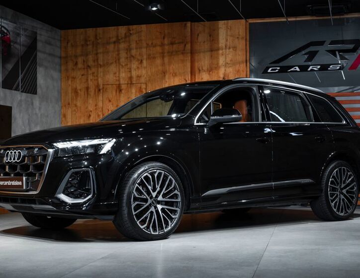 Audi Q7 1