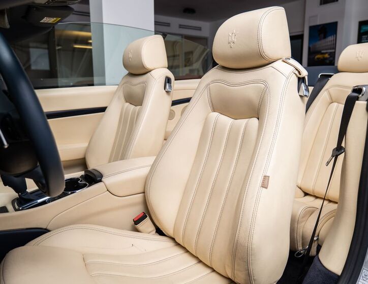 Maserati GranCabrio 8