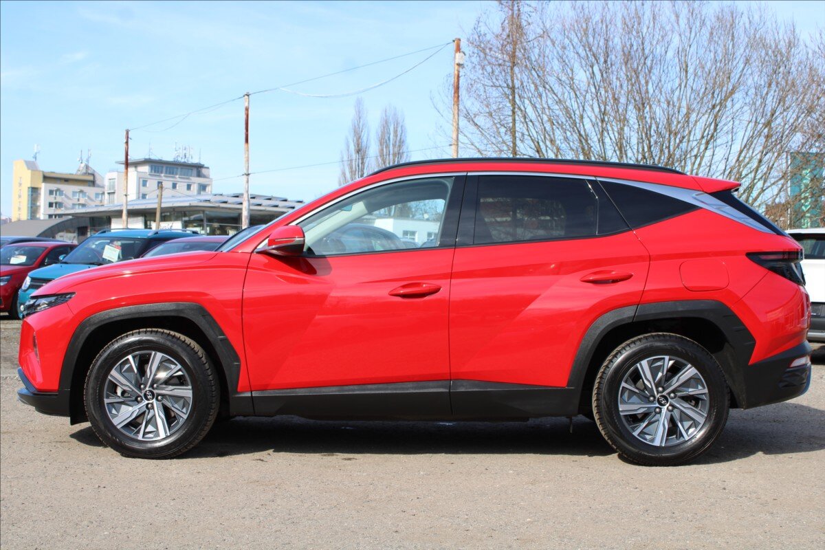 Hyundai Tucson SUV 1,6 l 110 kw
