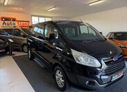 Ford Tourneo Custom 2