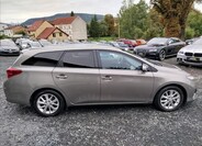 Toyota Auris 7