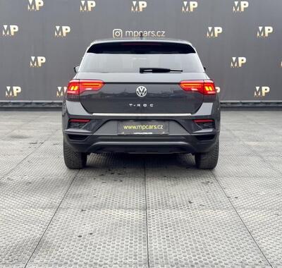 Volkswagen T-Roc 9