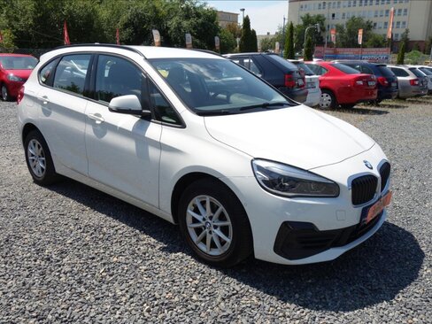 BMW Řada 2 MPV 2,0 l 110 kw