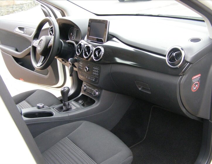 Mercedes-Benz Třídy B MPV 1,6 l 90 kw