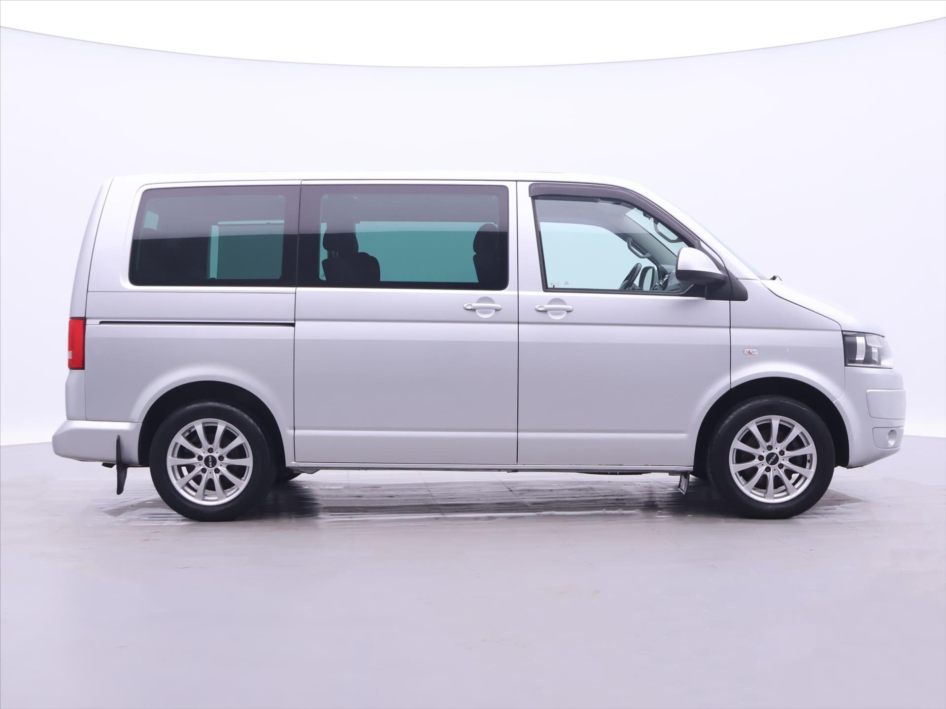 Volkswagen Multivan Kombi 2,0 l 103 kw