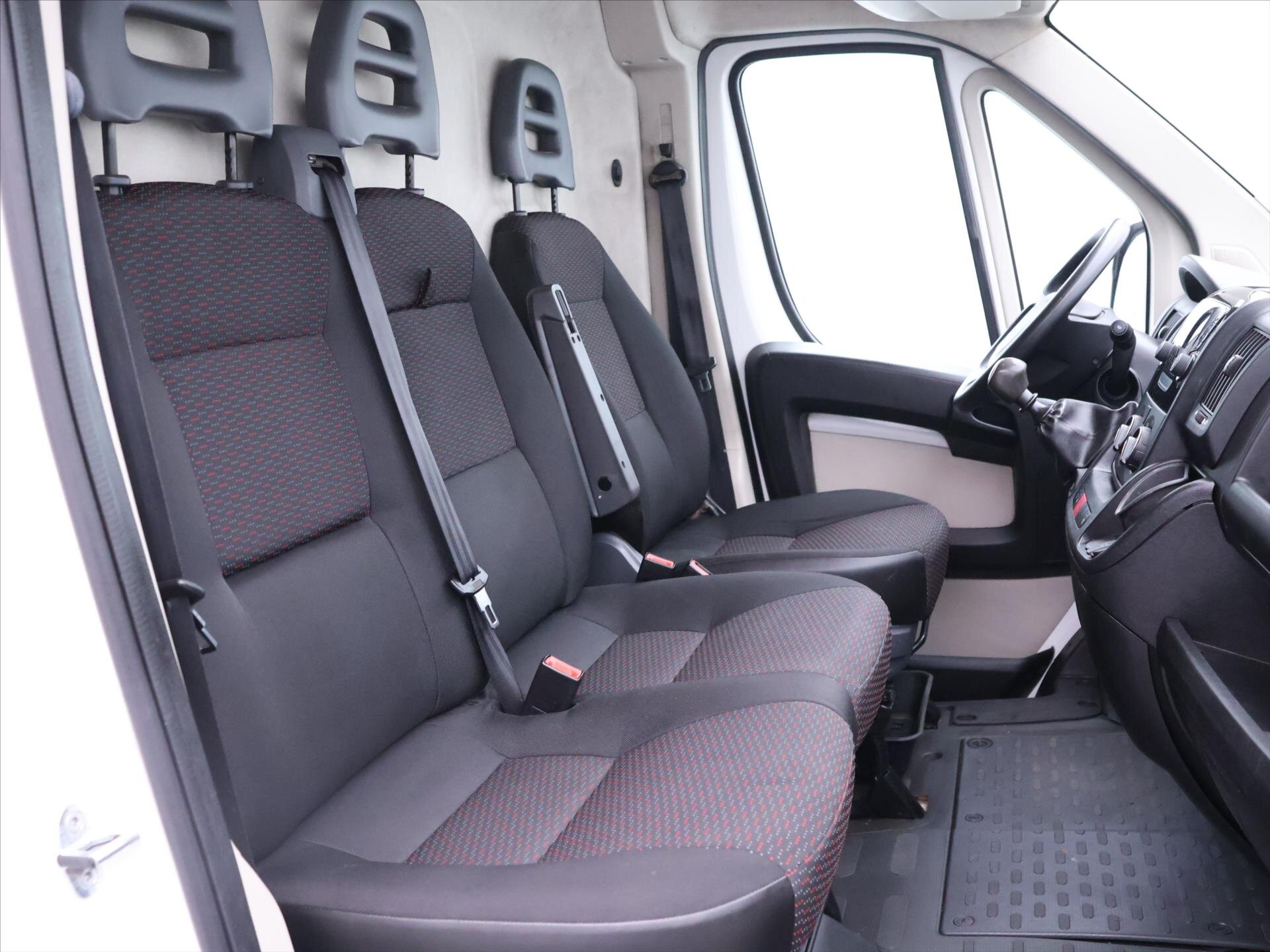 Peugeot Boxer Skříň 2,0 l 96 kw