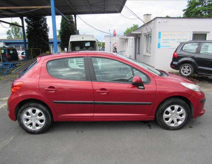 Peugeot 207 8