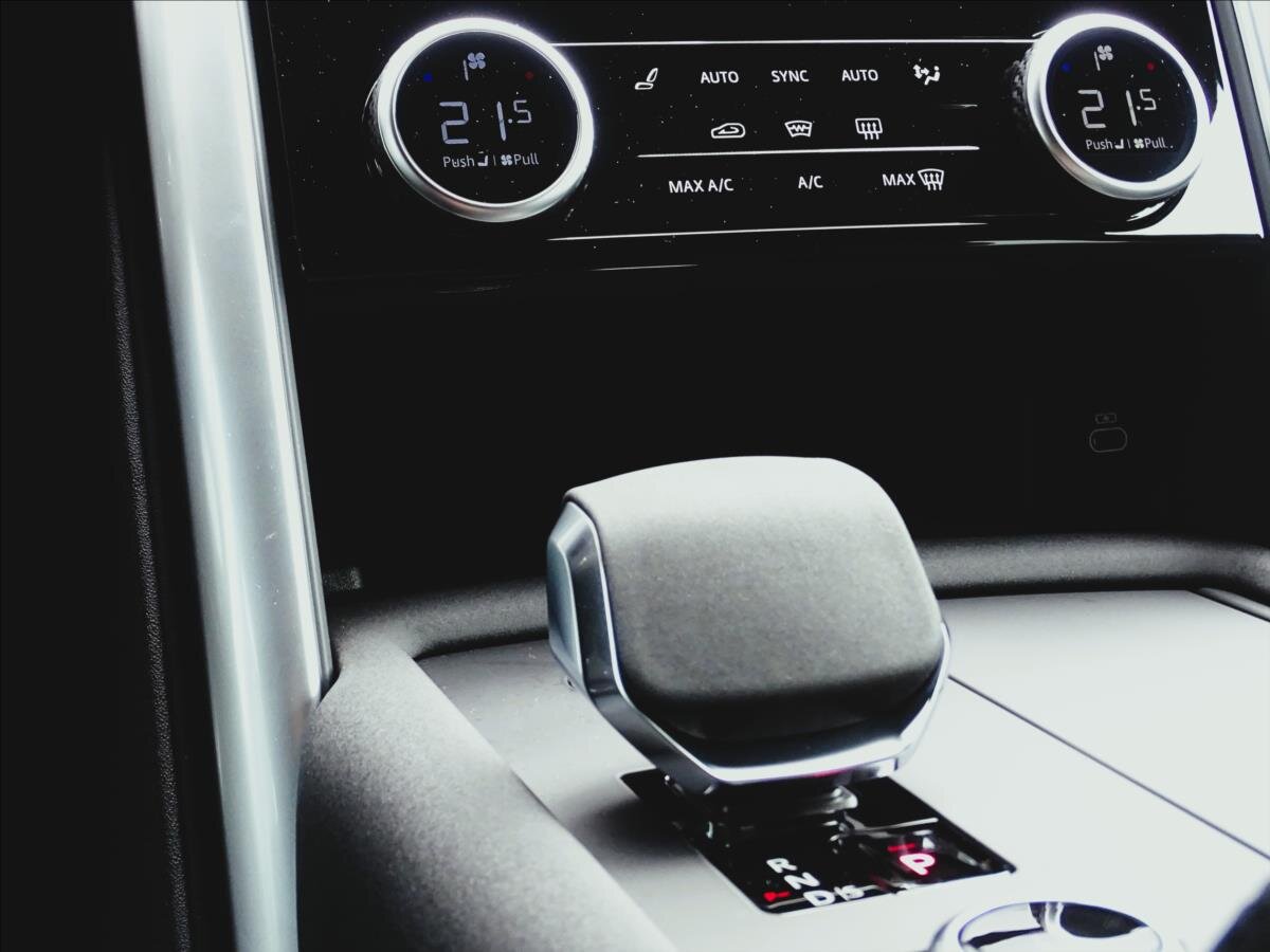 Land Rover Discovery SUV 3,0 l 184 kw