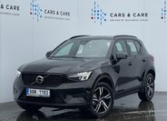 Volvo XC40 SUV / Terénní 2,0 l 145 kw
