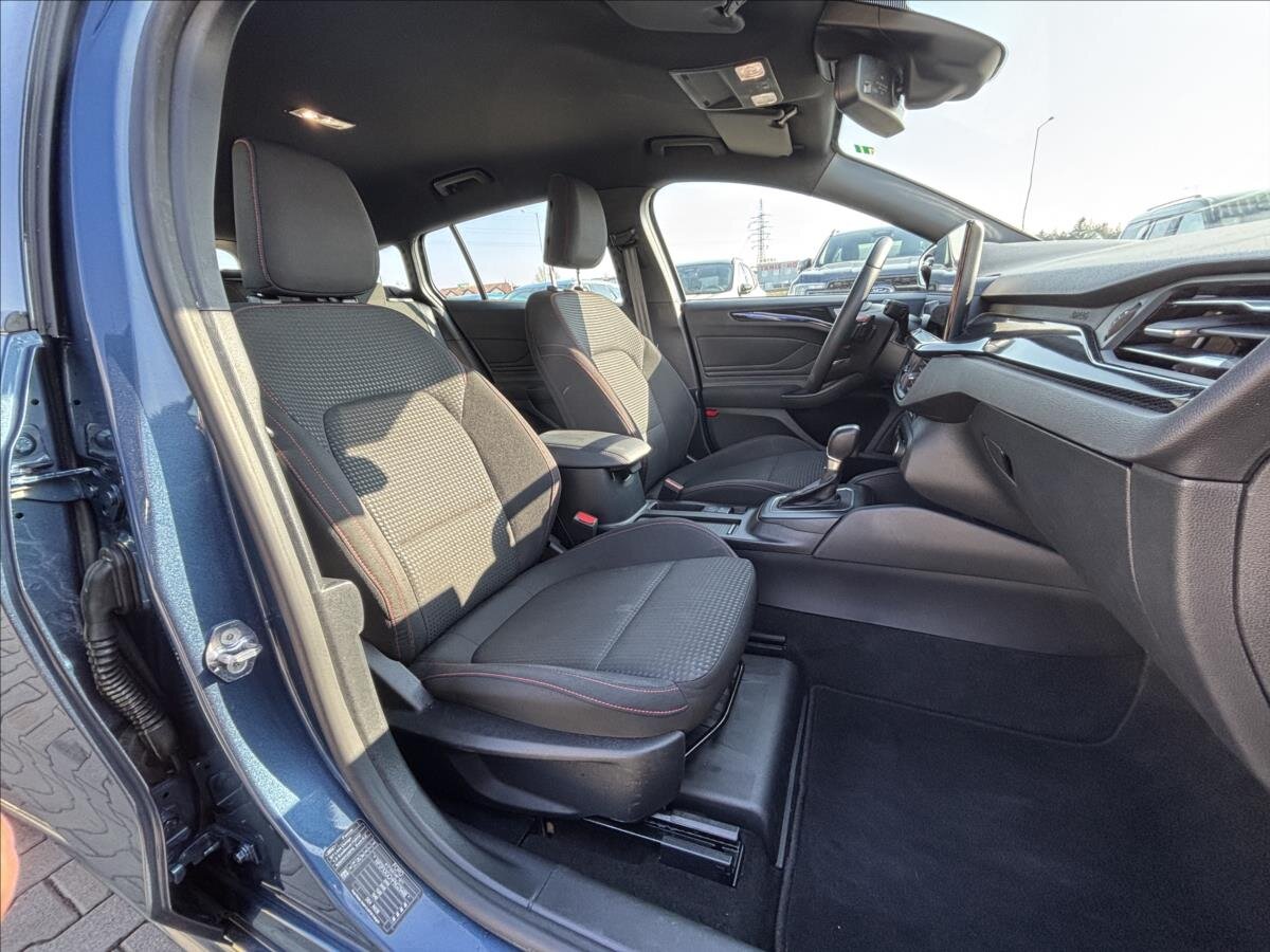 Ford Focus Kombi 998,0 92 kw