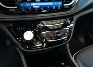 Chrysler Pacifica 28