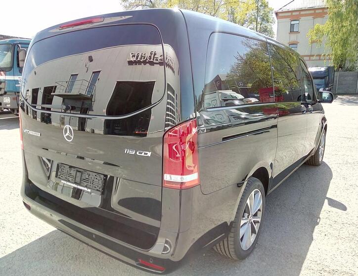 Mercedes-Benz Vito 5