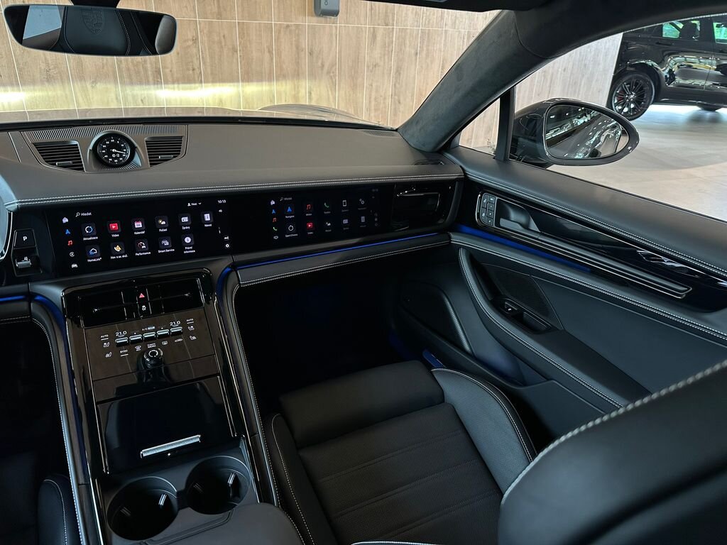 Porsche Panamera Sedan / Limuzína 4,0 l 368 kw