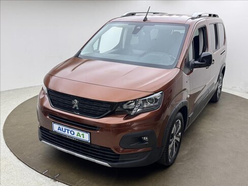 Peugeot Rifter MPV 1,5 l 96 kw