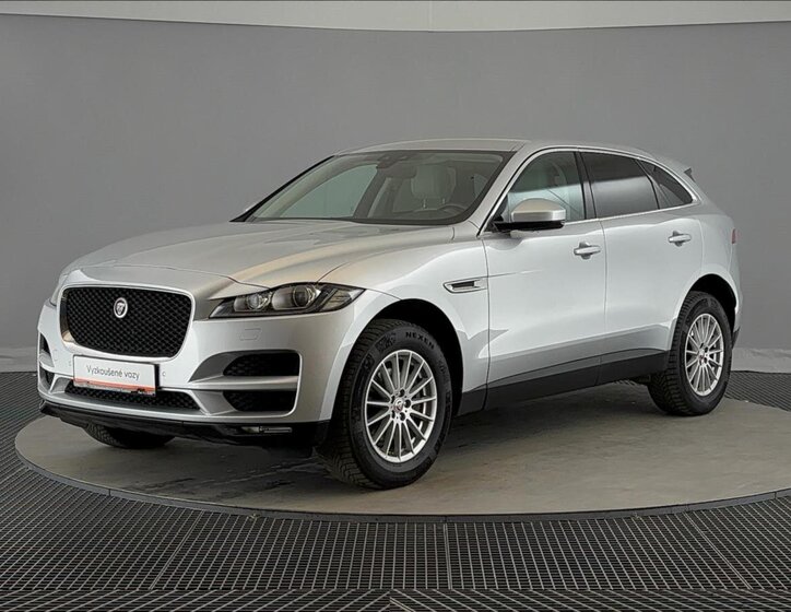 Jaguar F-Pace SUV / Terénní 2,0 l 132 kw