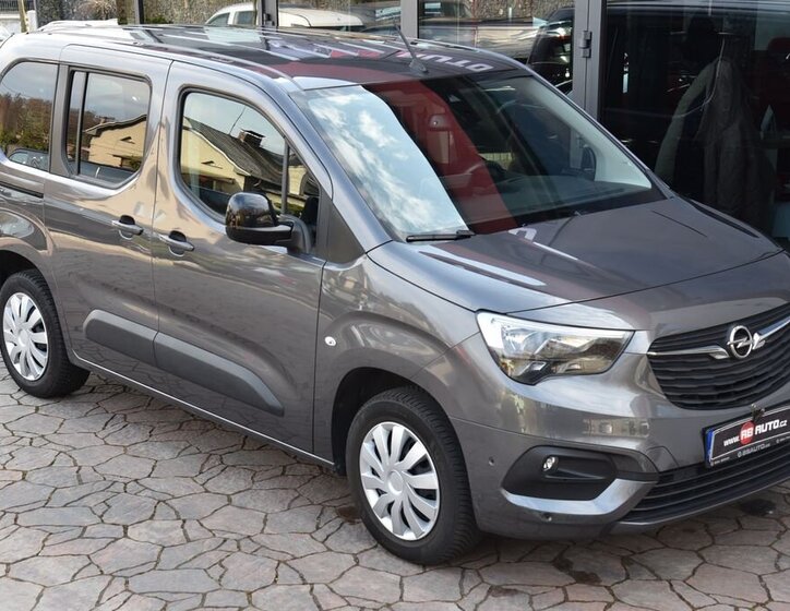 Opel Combo MPV 1,2 l 96 kw