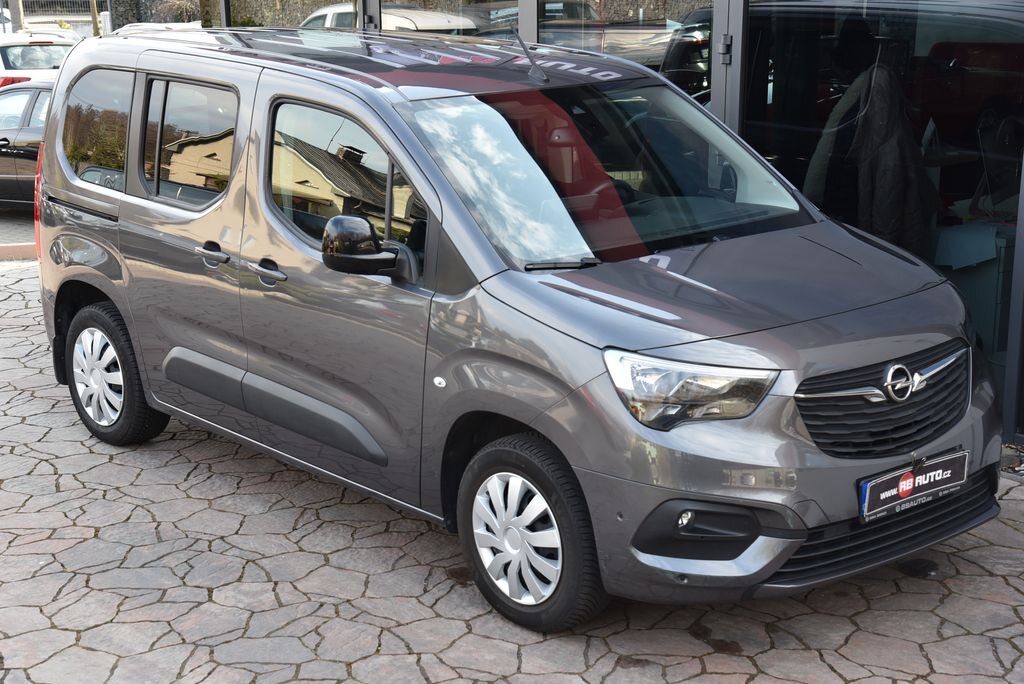 Opel Combo MPV 1,2 l 96 kw