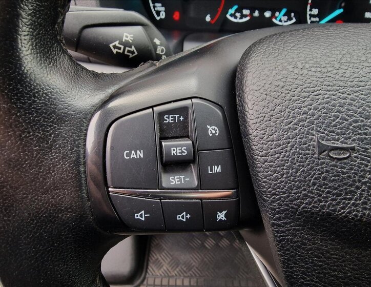 Ford Transit Custom 24