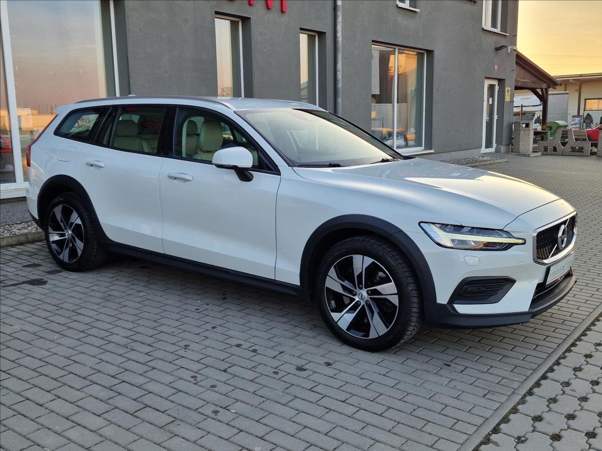 Volvo V60 Kombi 2,0 l 140 kw