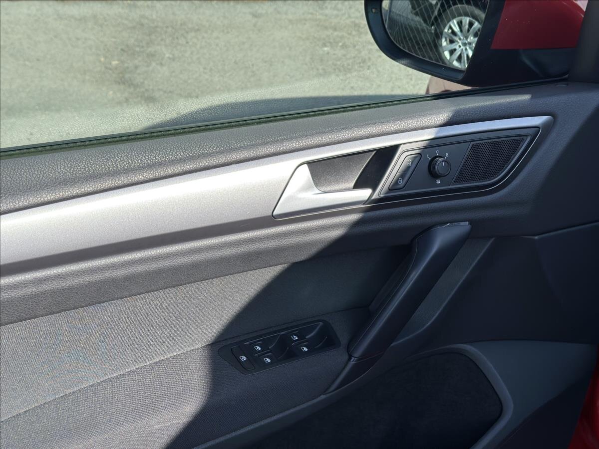 Volkswagen Golf Sportsvan MPV 1,4 l 92 kw