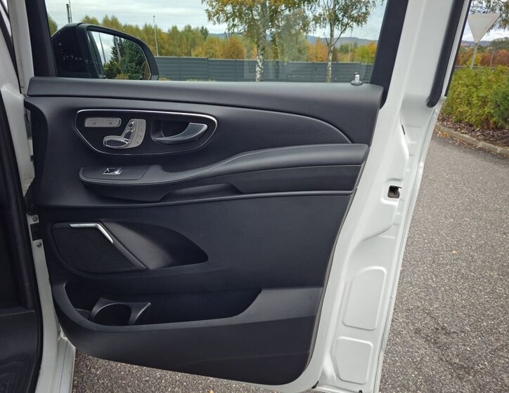 Mercedes-Benz Třídy V 17