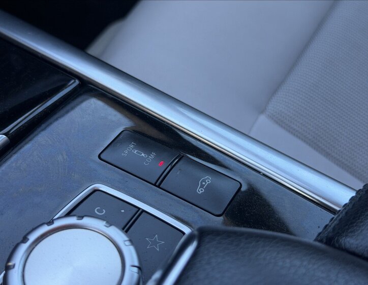 Mercedes-Benz Třídy E Kombi 2,1 l 150 kw