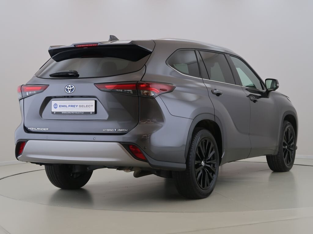 Toyota Highlander Kombi 2,5 l 140 kw