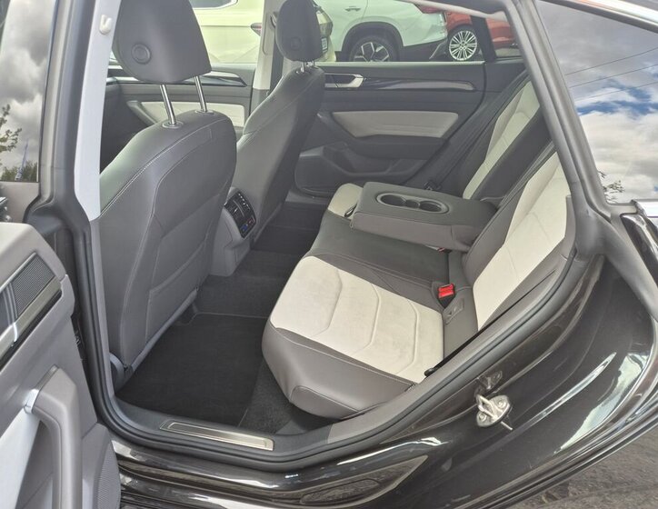 Volkswagen Arteon Sedan 2,0 l 110 kw