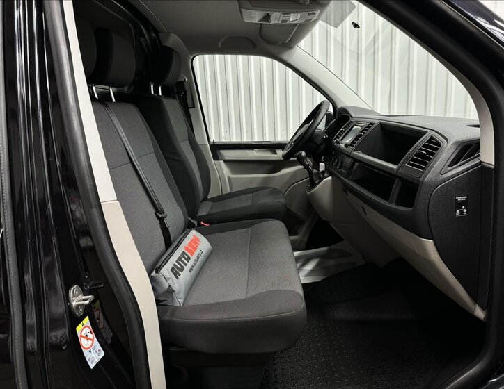 Volkswagen Transporter 33