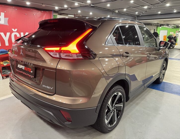 Mitsubishi Eclipse SUV / Terénní 2,4 l 138 kw