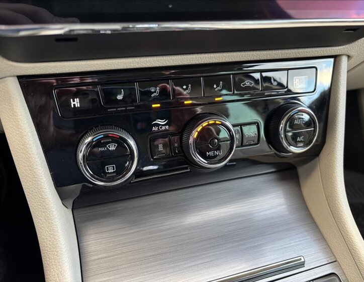 Škoda Superb Kombi 2,0 l 110 kw