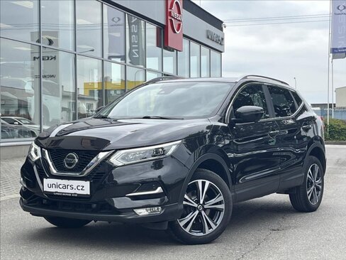 Nissan Qashqai SUV / Terénní 1,3 l 103 kw