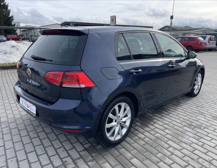 Volkswagen Golf Hatchback 1,6 l 77 kw