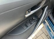 Toyota Corolla Sedan / Limuzína 1,5 l 92 kw