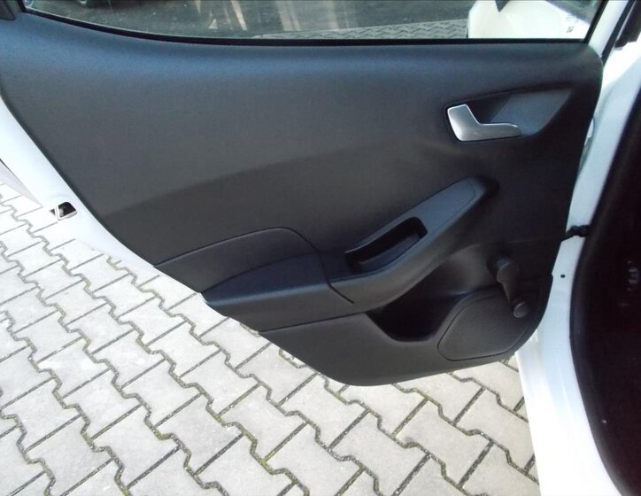 Ford Fiesta Hatchback 1,1 l 52 kw