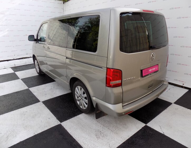 Volkswagen Multivan 3