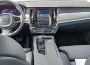 Volvo V90 18