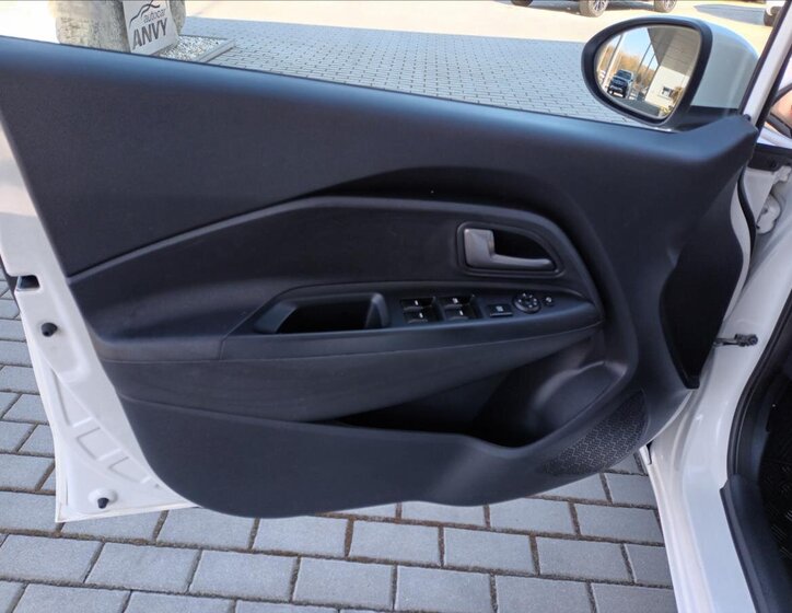 KIA Rio Hatchback 1,2 l 62 kw