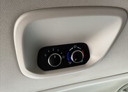 Ford Tourneo Custom 25