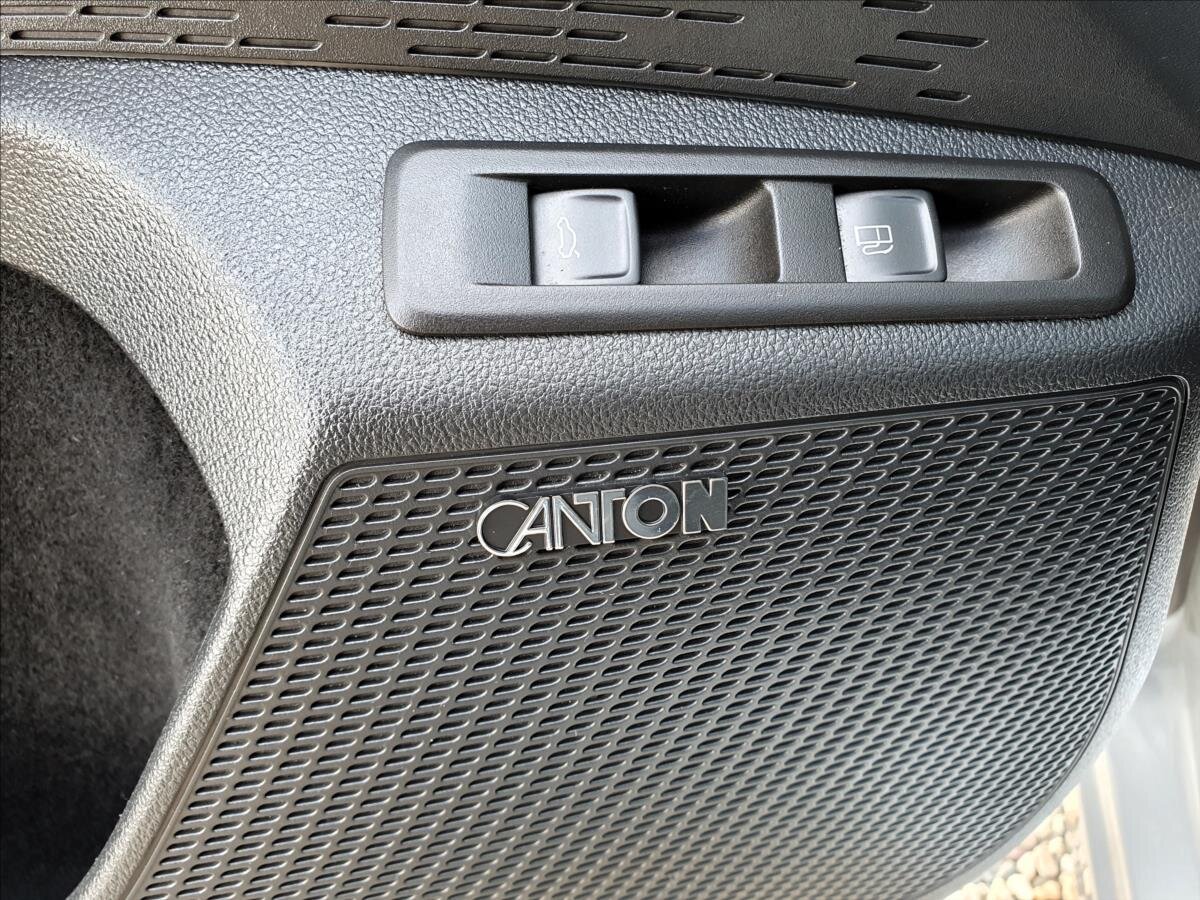 Škoda Octavia Kombi 1,4 l 150 kw